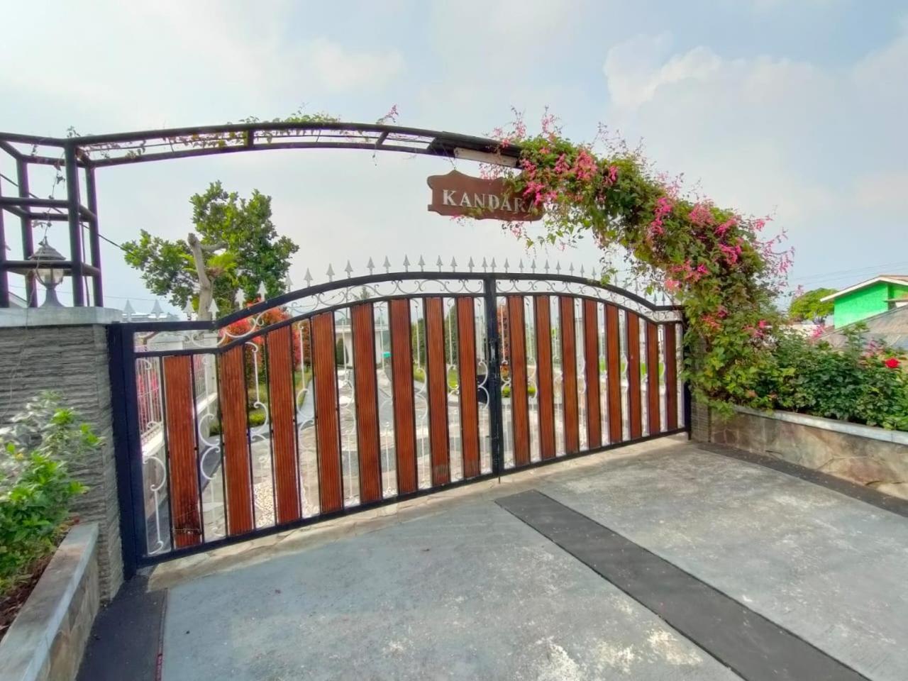 Villa Kandara Hanjawar Puncak Sindanglaya Exterior foto